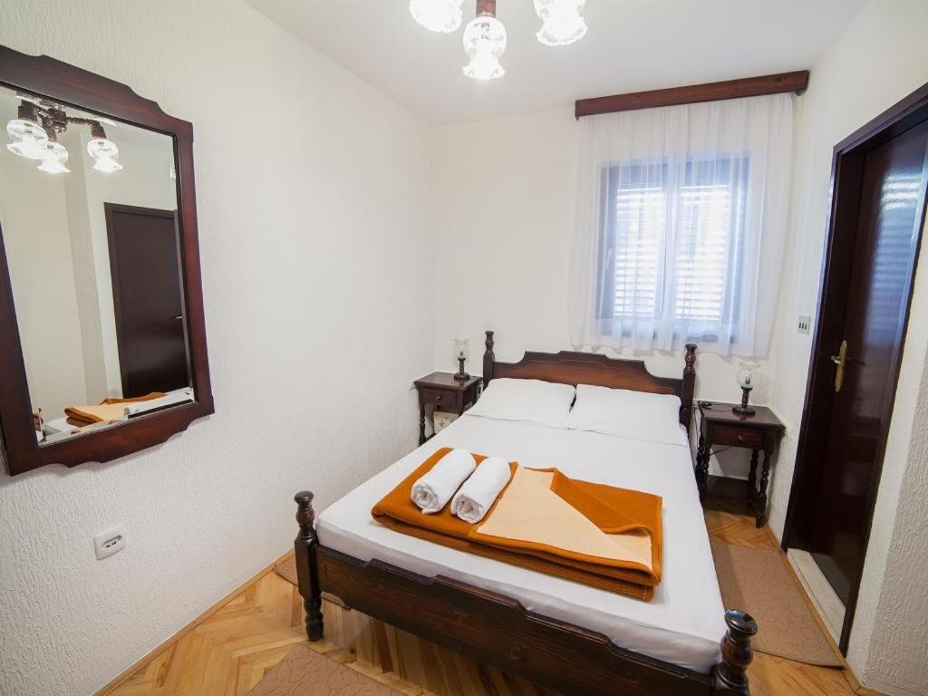 Guest House 4M Petrovac Kamer foto