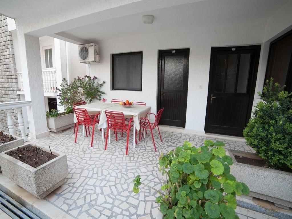Guest House 4M Petrovac Kamer foto