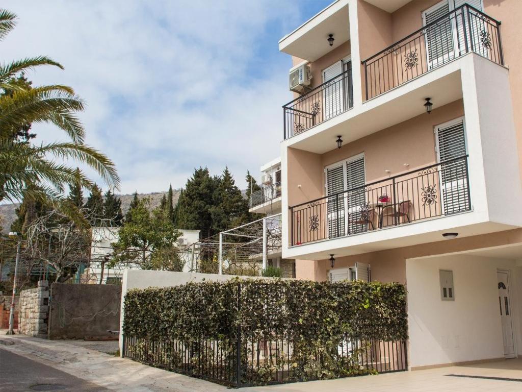 Guest House 4M Petrovac Kamer foto